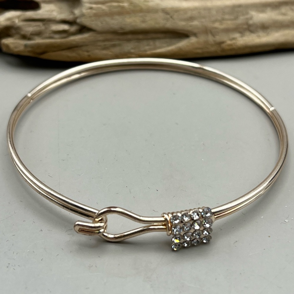 Elegant Gold Bracelet with Silver Accents